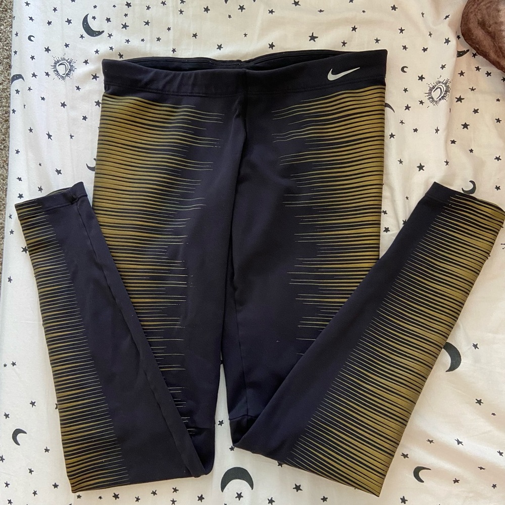 NIKE Flash Gold Reflective Leggings